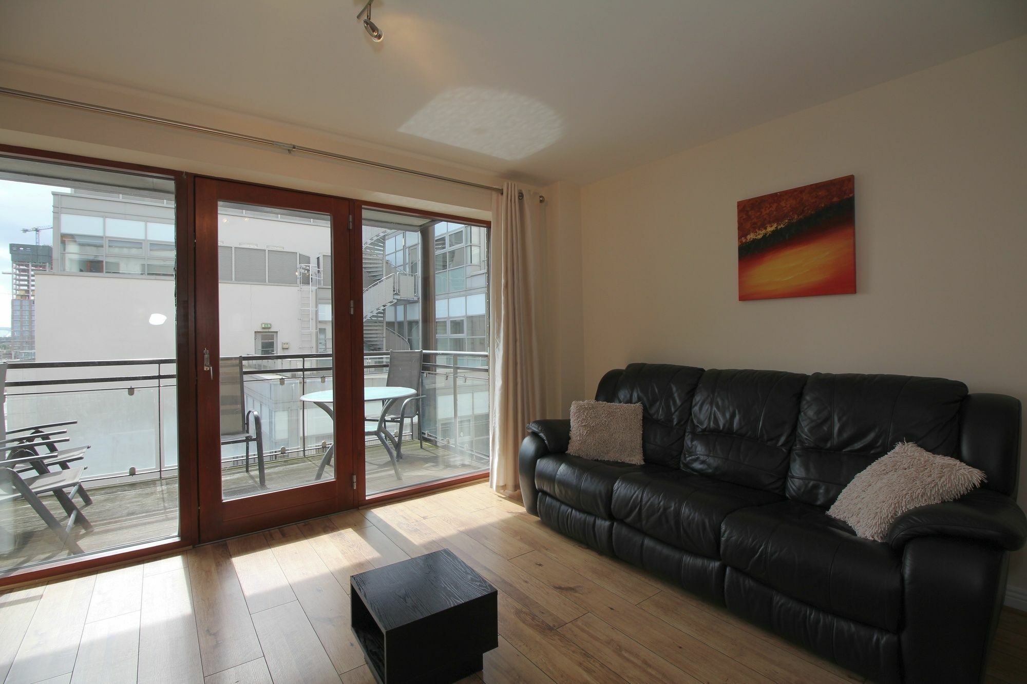 Point Village Modern Apartment 都柏林 外观 照片