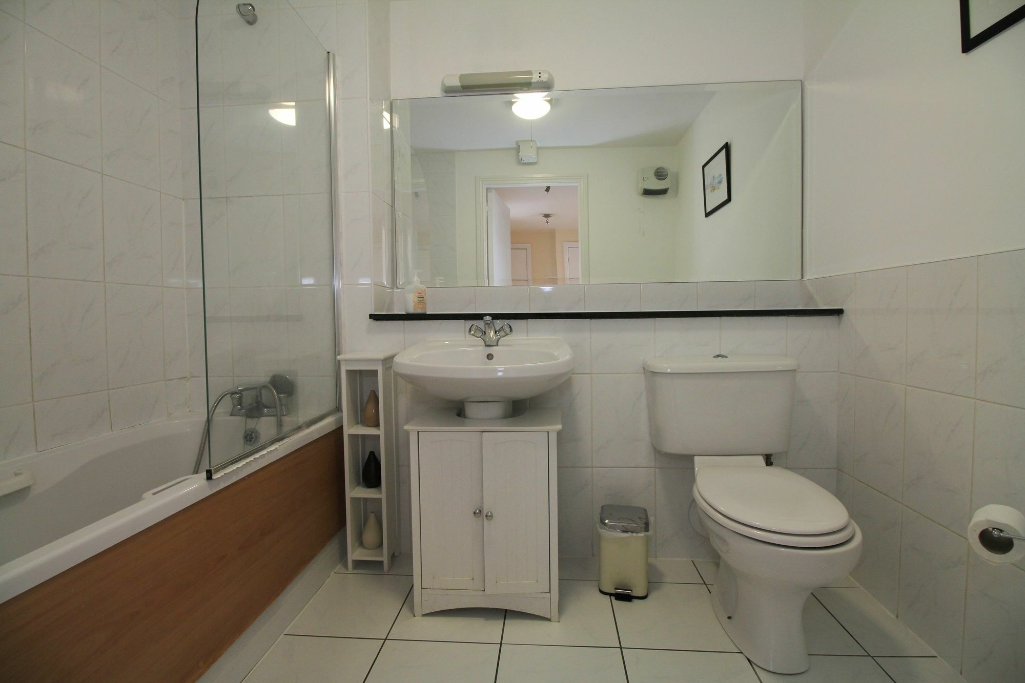 Point Village Modern Apartment 都柏林 外观 照片